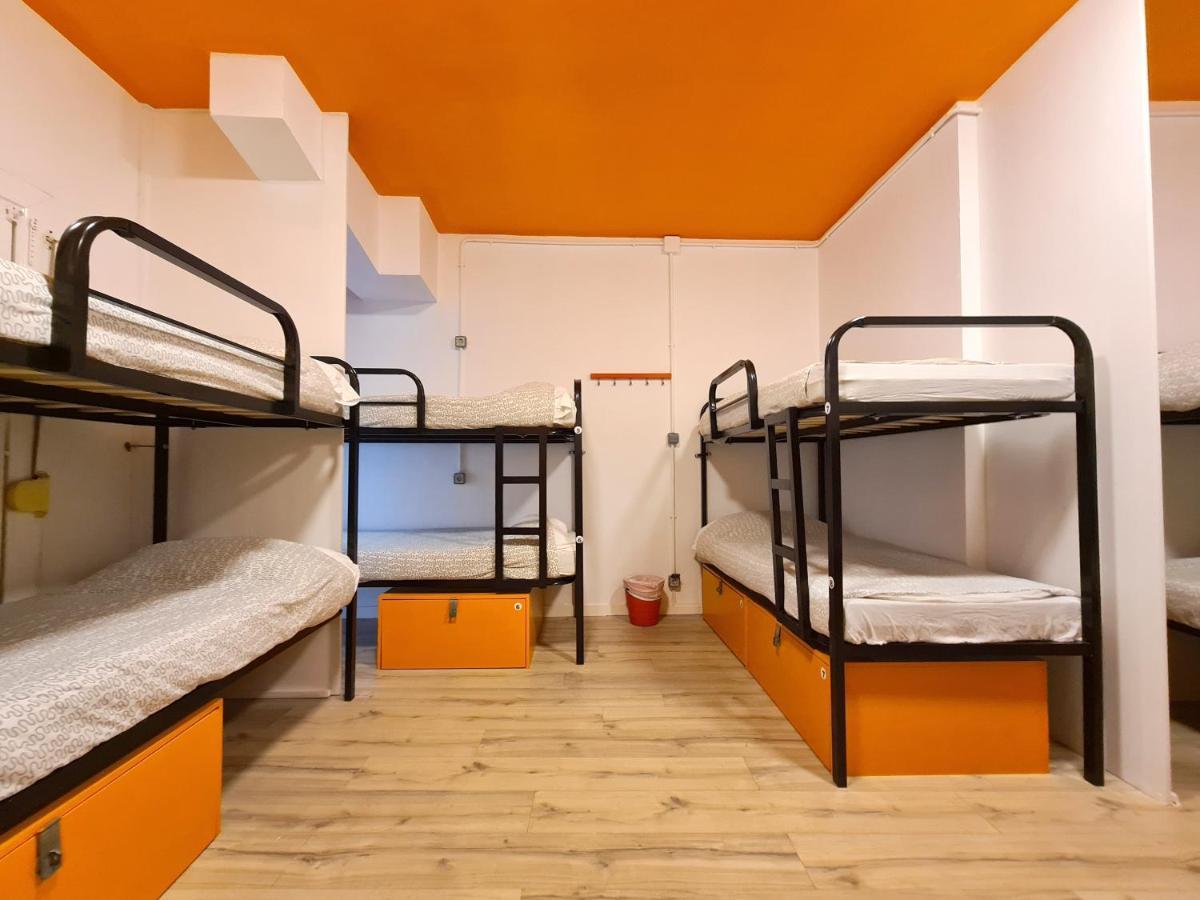 Хостел Arc House Gracia Барселона Экстерьер фото
