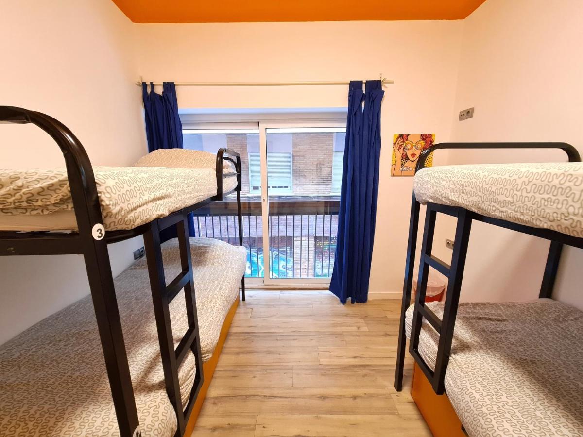 Хостел Arc House Gracia Барселона Экстерьер фото