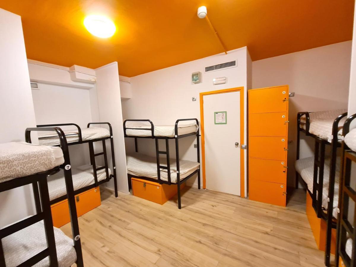 Хостел Arc House Gracia Барселона Экстерьер фото