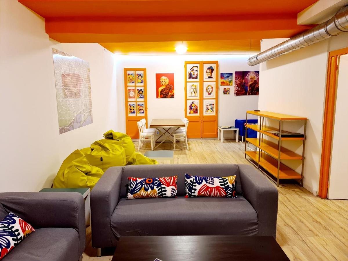 Хостел Arc House Gracia Барселона Экстерьер фото